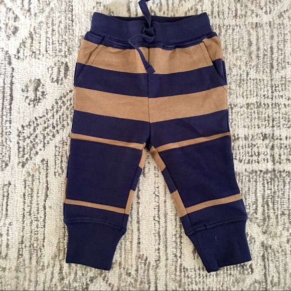 Hanna Andersson set - Picture 3 of 8